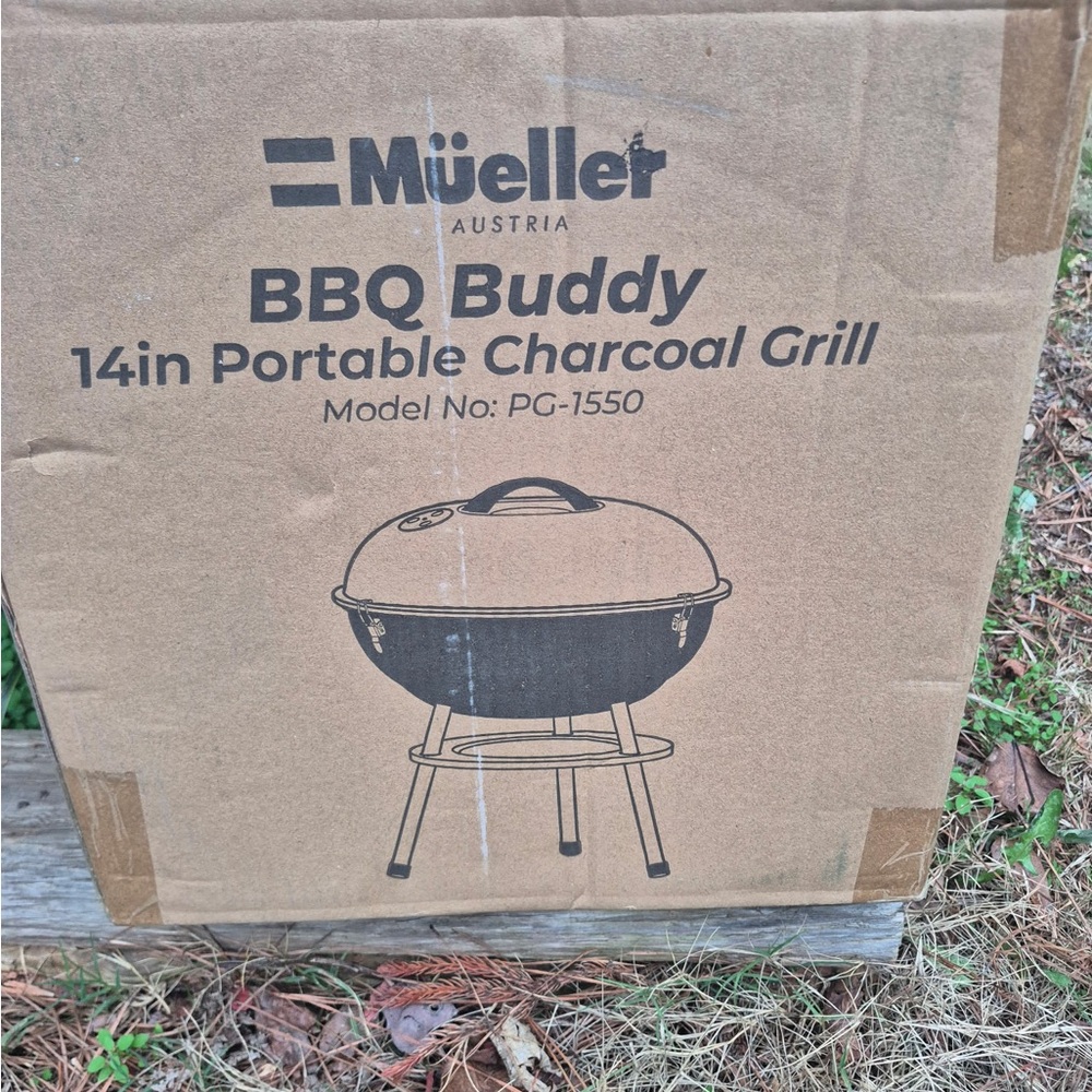 BBQ Buddy 14in Portable Charcoal Grill - Black